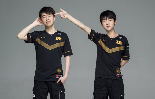 实力平均而 实力平均而