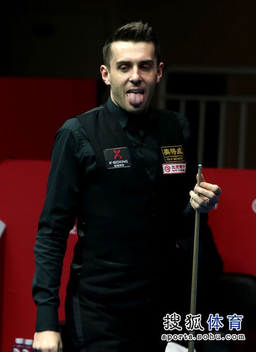 刻跻身总冠 刻跻身总冠